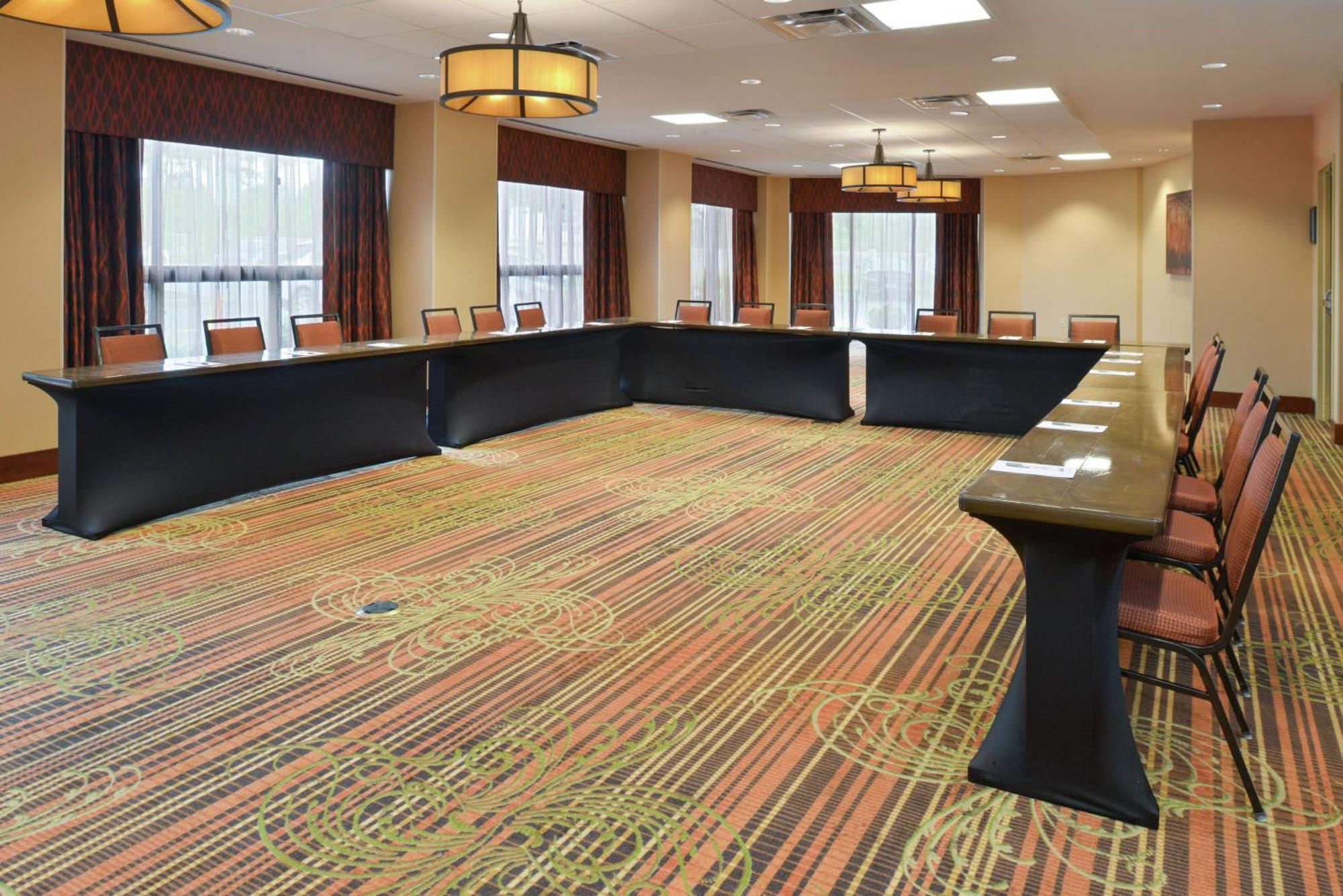 Hampton Inn Фредерик Екстериор снимка