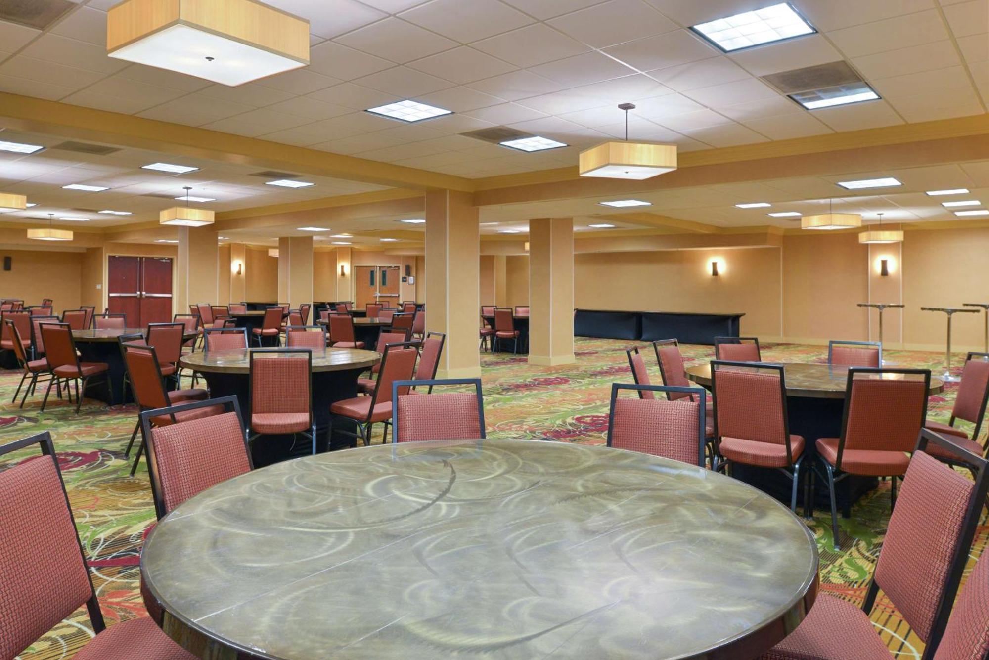 Hampton Inn Фредерик Екстериор снимка